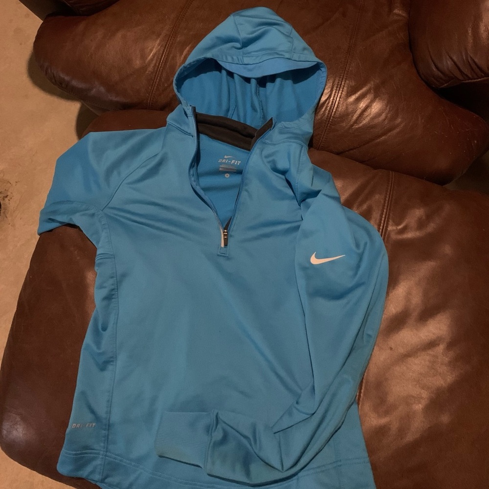 Women’s small Nike running long sleeve